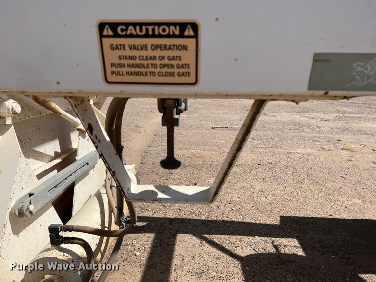 image for item DM8426 2012 CPS LBD40  bottom dump trailer