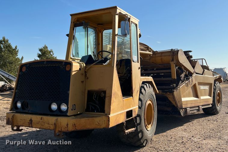 image for item DM8428 John Deere 762  elevating scraper