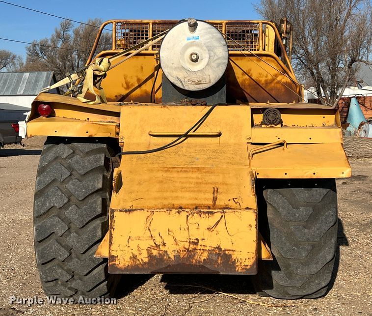 image for item DM8428 John Deere 762  elevating scraper