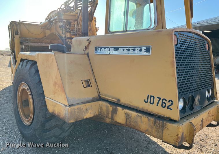 image for item DM8428 John Deere 762  elevating scraper
