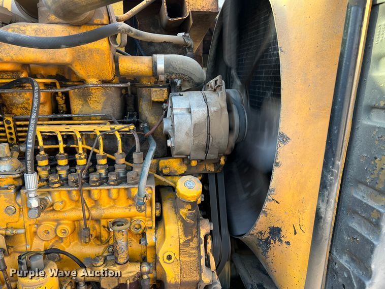 image for item DM8428 John Deere 762  elevating scraper