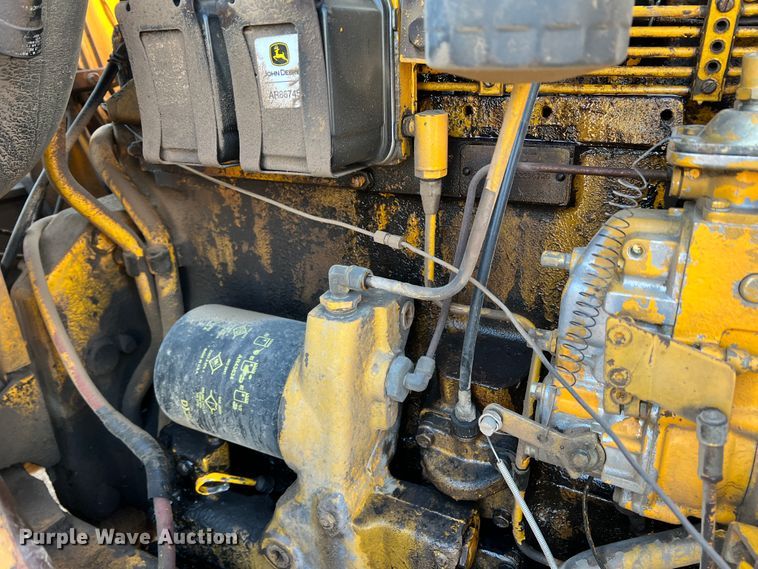 image for item DM8428 John Deere 762  elevating scraper