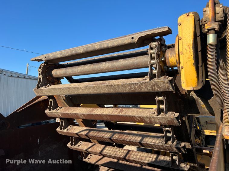 image for item DM8428 John Deere 762  elevating scraper