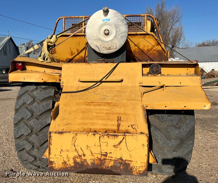 image for item DM8428 John Deere 762  elevating scraper