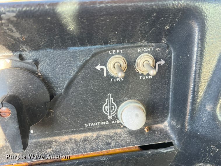 image for item DM8428 John Deere 762  elevating scraper