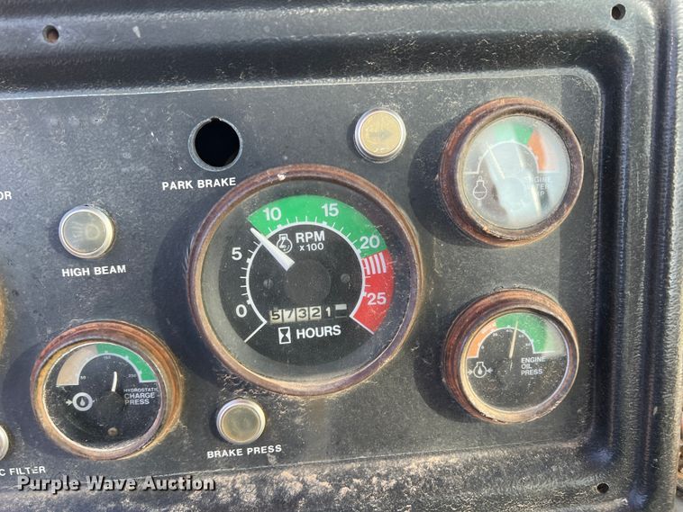 image for item DM8428 John Deere 762  elevating scraper