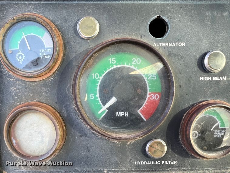 image for item DM8428 John Deere 762  elevating scraper