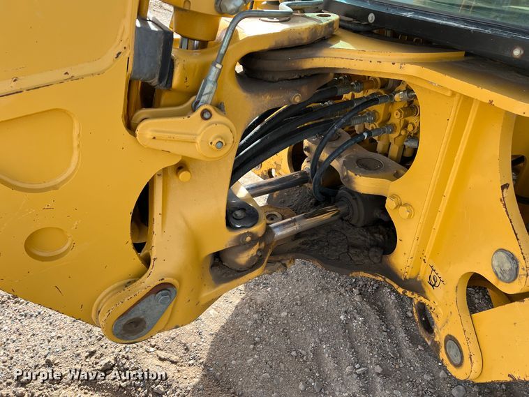 image for item DM8444 2004 John Deere 310G  backhoe