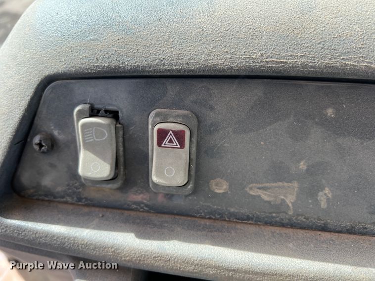 image for item DM8444 2004 John Deere 310G  backhoe