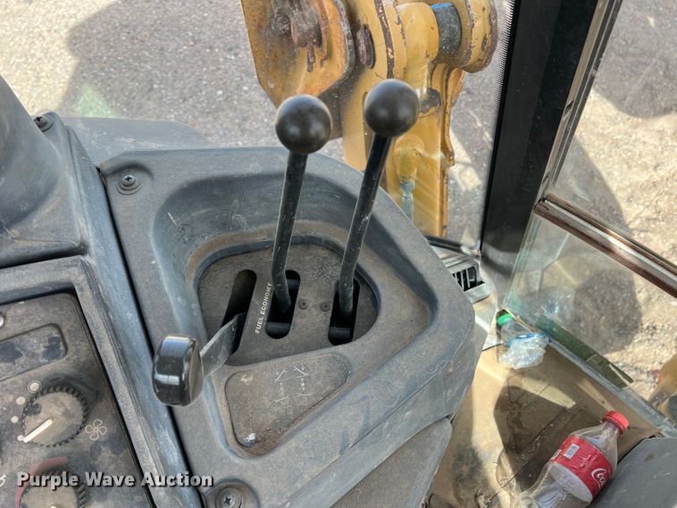 image for item DM8444 2004 John Deere 310G  backhoe