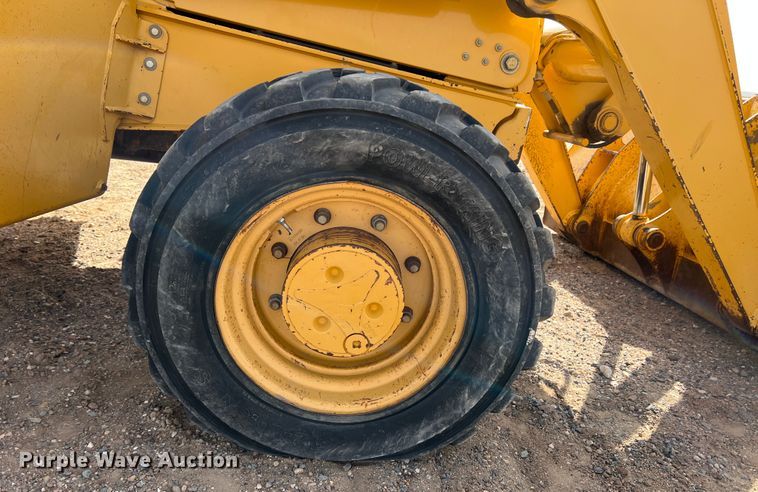 image for item DM8444 2004 John Deere 310G  backhoe