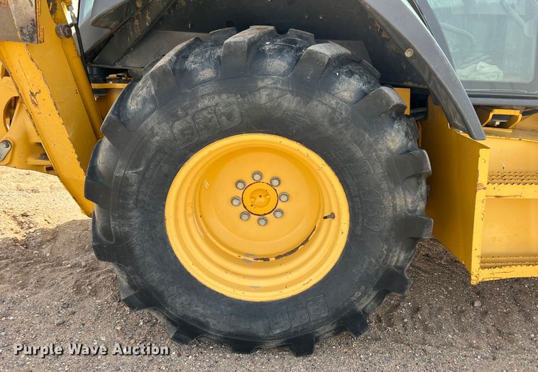 image for item DM8444 2004 John Deere 310G  backhoe