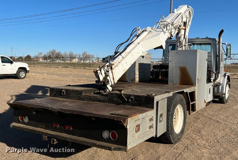 image for item DM8446 1997 Freightliner FL80  crane truck