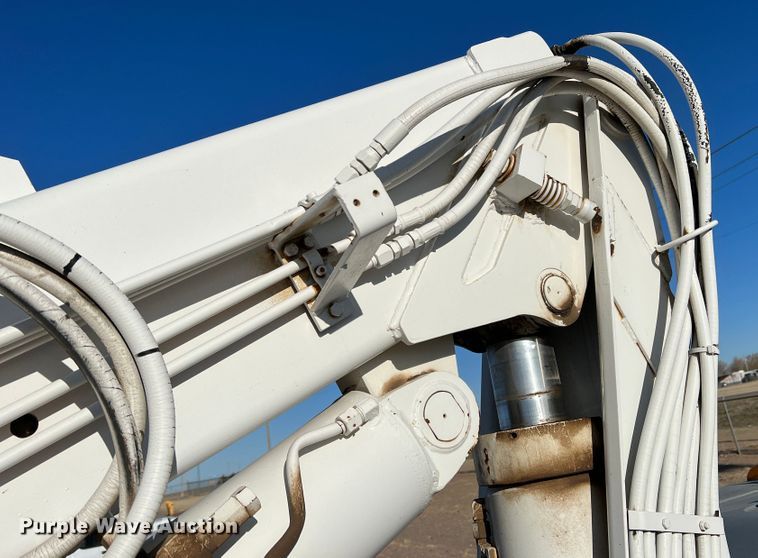 image for item DM8446 1997 Freightliner FL80  crane truck