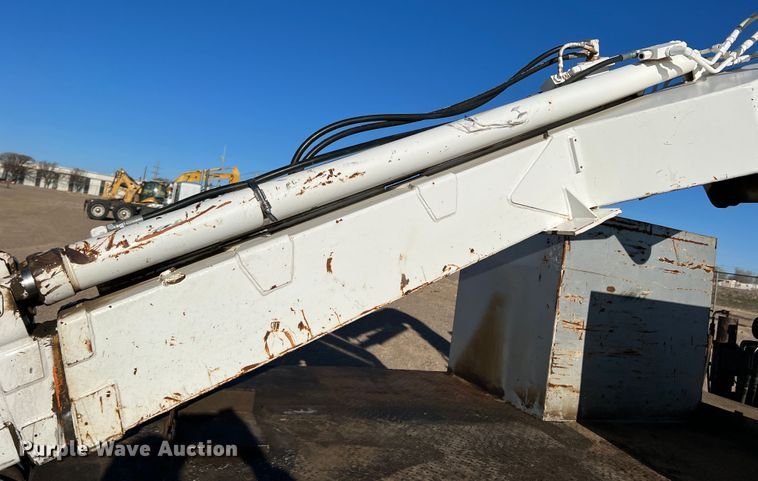 image for item DM8446 1997 Freightliner FL80  crane truck