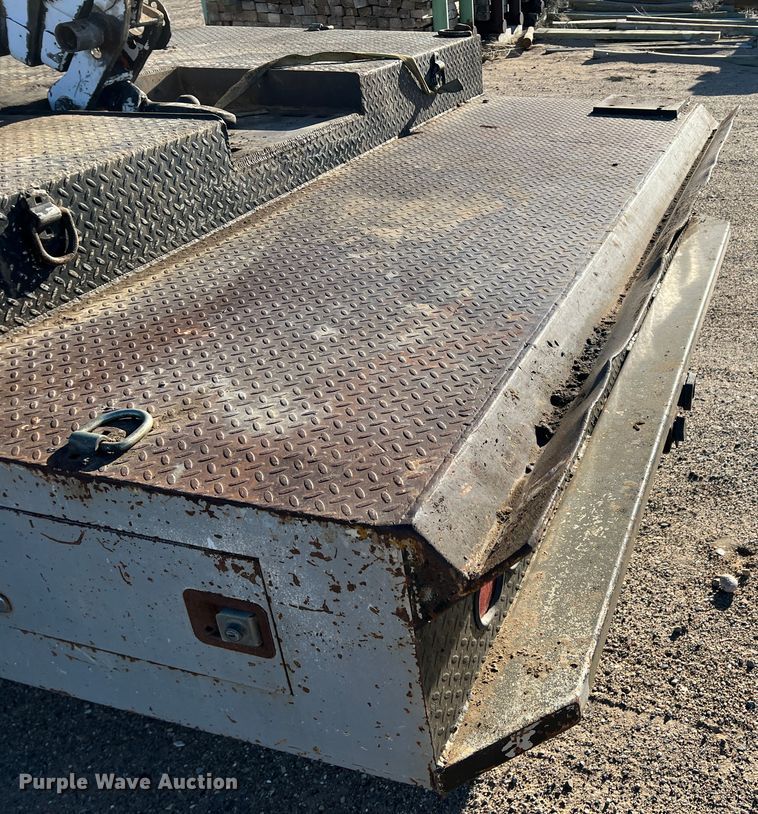 image for item DM8446 1997 Freightliner FL80  crane truck