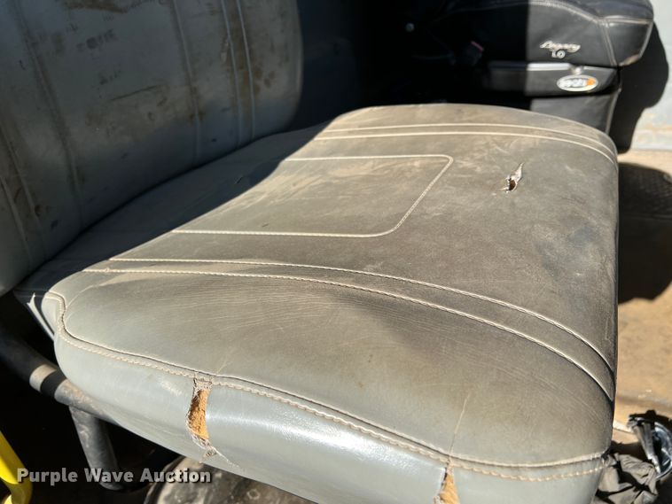 image for item DM8446 1997 Freightliner FL80  crane truck