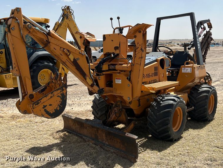 image for item DM8447 Case  trencher