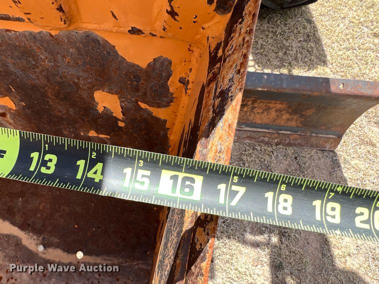 image for item DM8447 Case  trencher