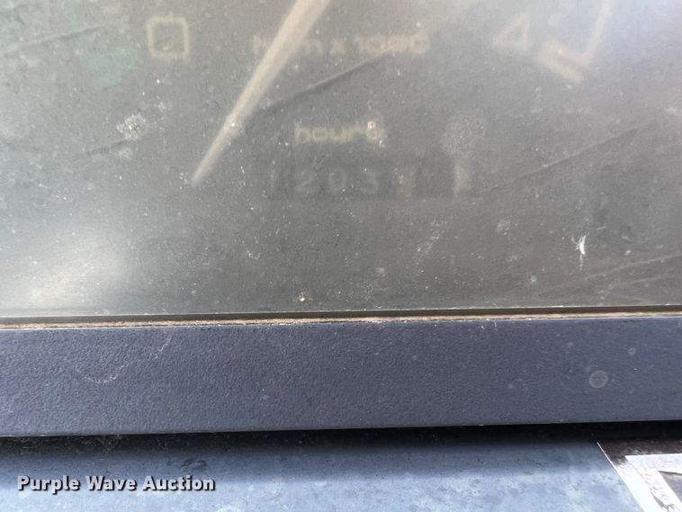 image for item DM8447 Case  trencher