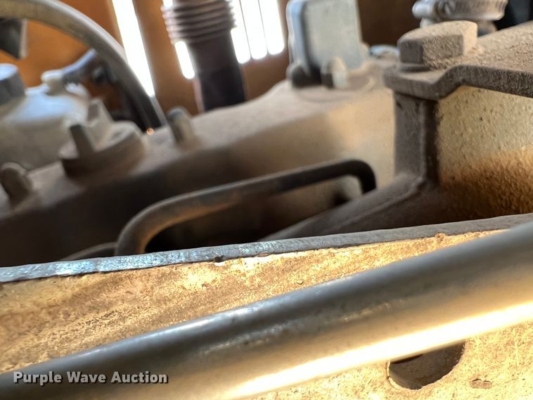 image for item DM8447 Case  trencher