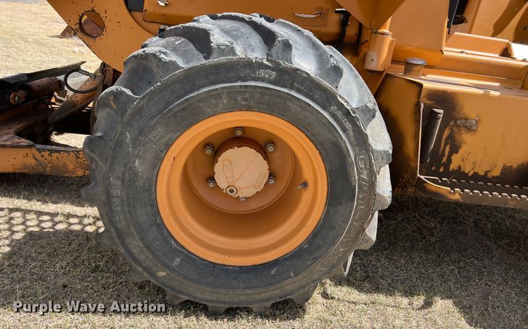 image for item DM8447 Case  trencher