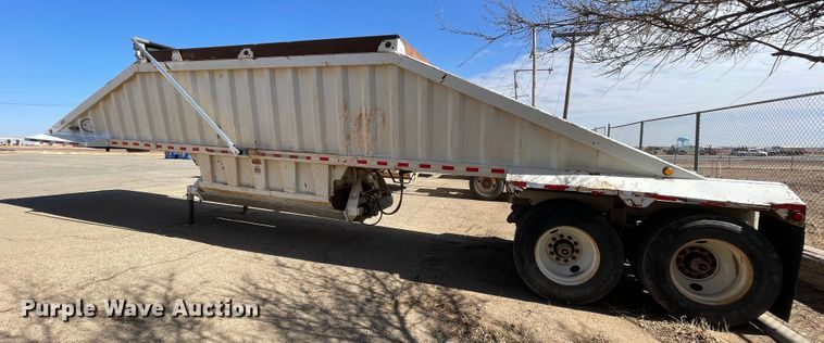 image for item DN0213 2007 CTS BDT-40  bottom dump trailer