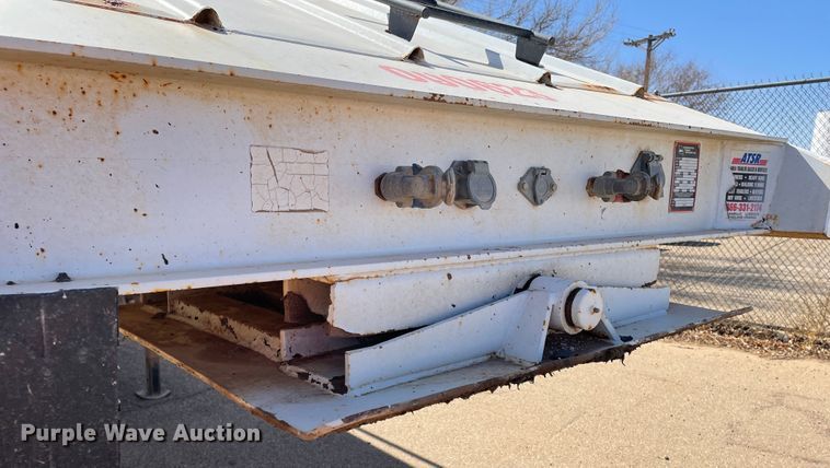 image for item DN0213 2007 CTS BDT-40  bottom dump trailer