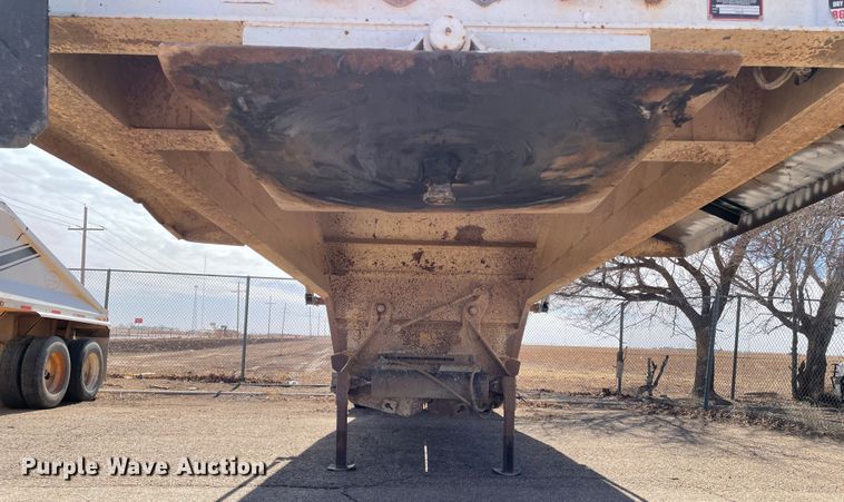 image for item DN0213 2007 CTS BDT-40  bottom dump trailer