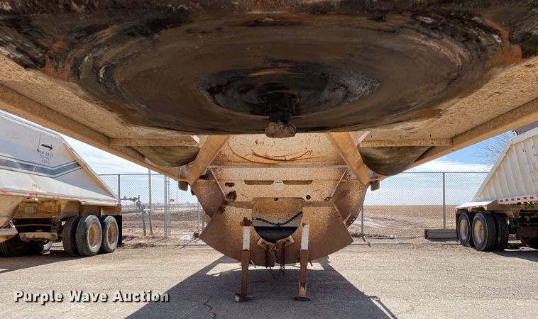 image for item DN0214 2001 Midland MG40MC2000  bottom dump trailer