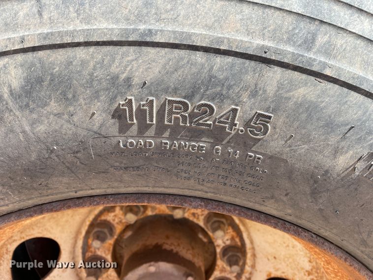 image for item DN0214 2001 Midland MG40MC2000  bottom dump trailer