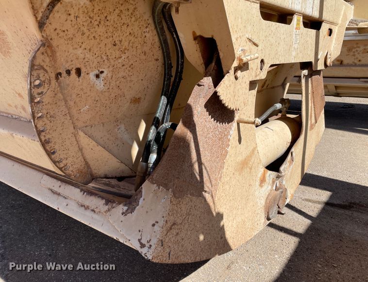 image for item DN0215 1998 Midland MG40CLAM  bottom dump trailer