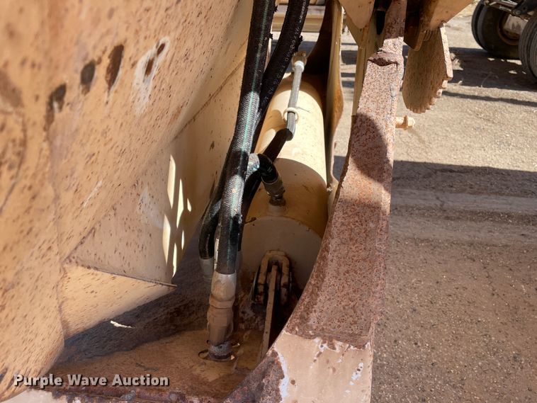 image for item DN0215 1998 Midland MG40CLAM  bottom dump trailer