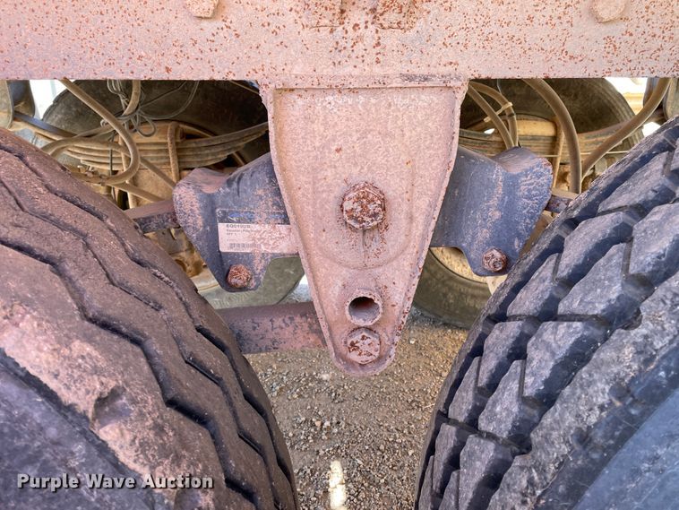 image for item DN0215 1998 Midland MG40CLAM  bottom dump trailer