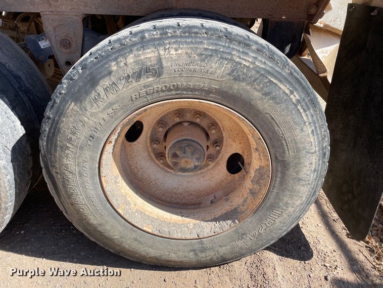 image for item DN0215 1998 Midland MG40CLAM  bottom dump trailer