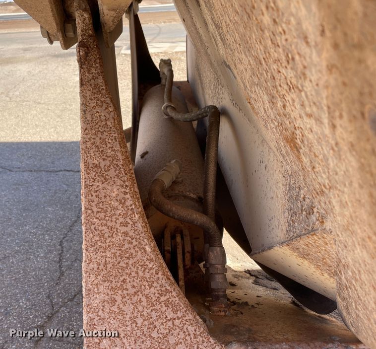 image for item DN0216 1998 Midland MG40CLAM  bottom dump trailer