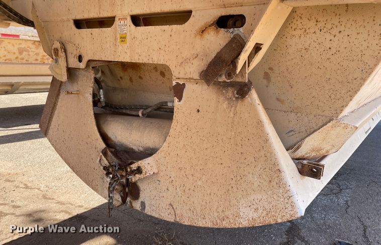 image for item DN0216 1998 Midland MG40CLAM  bottom dump trailer