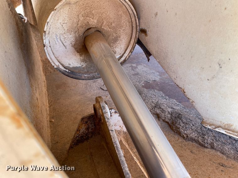 image for item DN0216 1998 Midland MG40CLAM  bottom dump trailer