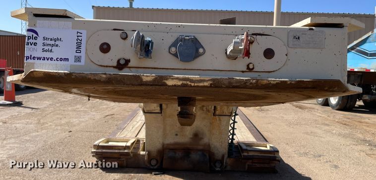 image for item DN0217 2005 Trail King TK110HDG-523  lowboy equipment trailer