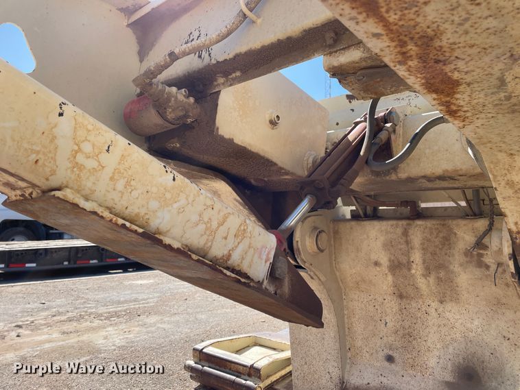 image for item DN0217 2005 Trail King TK110HDG-523  lowboy equipment trailer