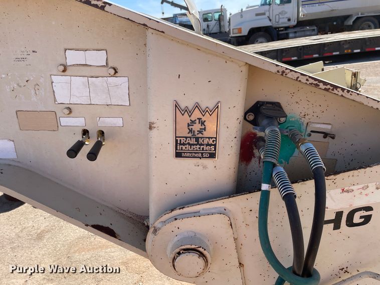 image for item DN0217 2005 Trail King TK110HDG-523  lowboy equipment trailer