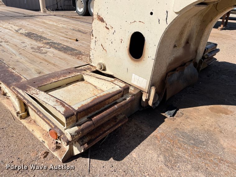 image for item DN0217 2005 Trail King TK110HDG-523  lowboy equipment trailer