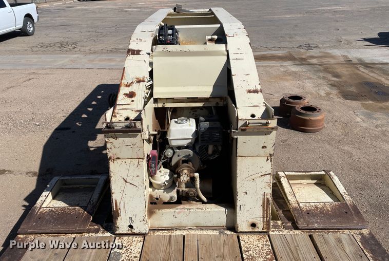 image for item DN0217 2005 Trail King TK110HDG-523  lowboy equipment trailer