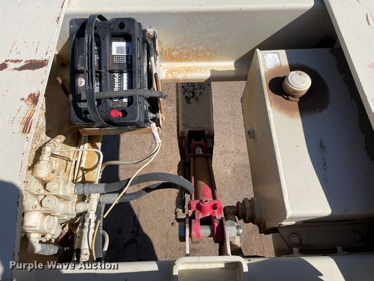 image for item DN0217 2005 Trail King TK110HDG-523  lowboy equipment trailer