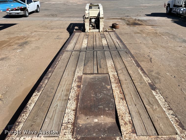 image for item DN0217 2005 Trail King TK110HDG-523  lowboy equipment trailer