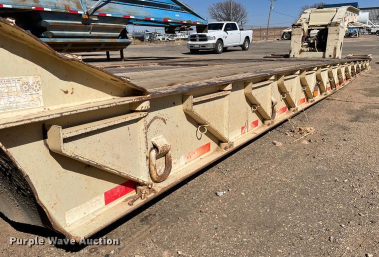 image for item DN0217 2005 Trail King TK110HDG-523  lowboy equipment trailer