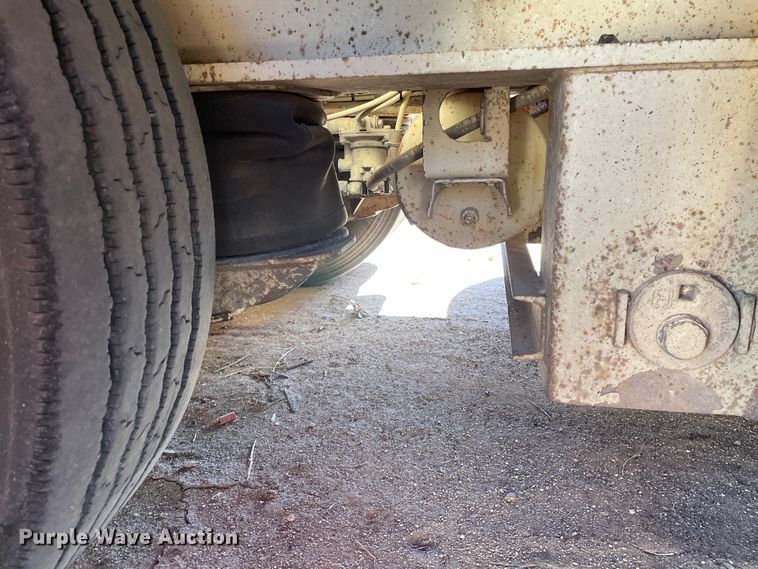 image for item DN0217 2005 Trail King TK110HDG-523  lowboy equipment trailer