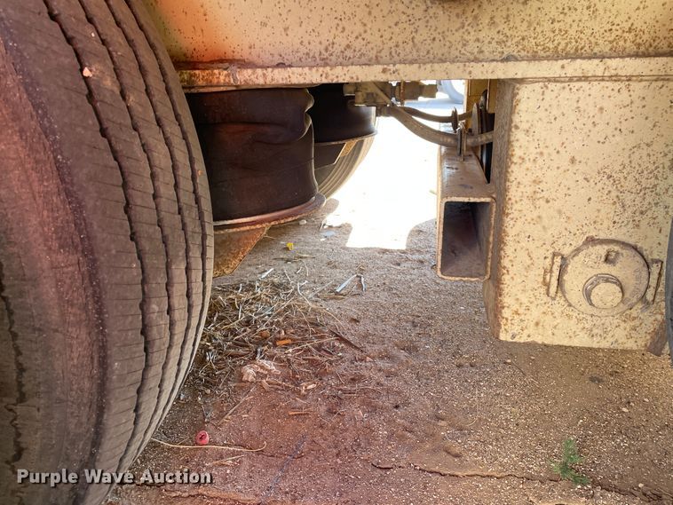 image for item DN0217 2005 Trail King TK110HDG-523  lowboy equipment trailer