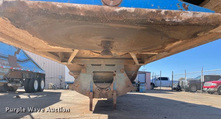 image for item DN0218 1996 Midland  bottom dump trailer