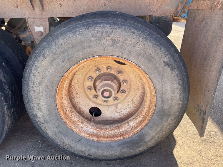 image for item DN0218 1996 Midland  bottom dump trailer